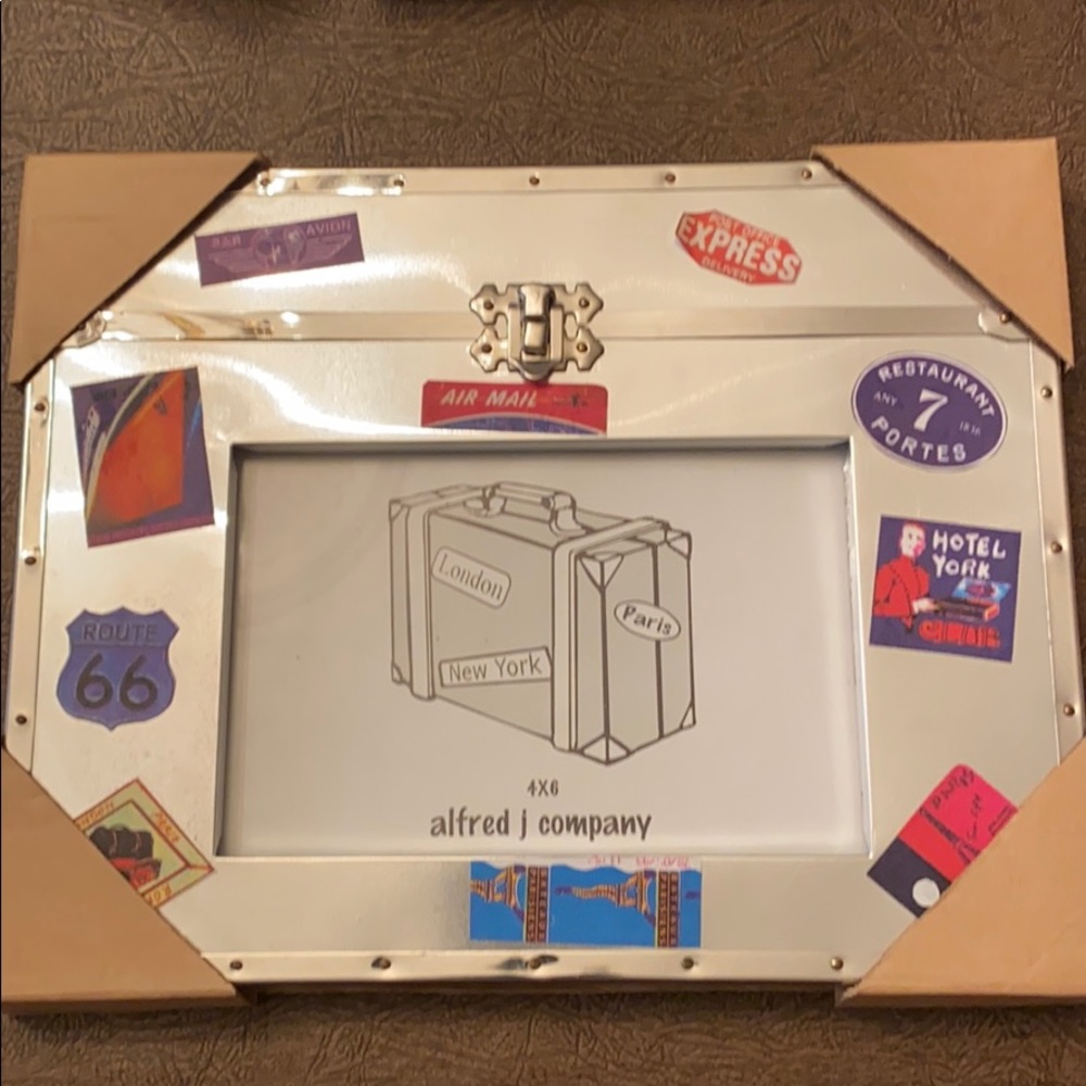 Travel Trunk Photo Frame